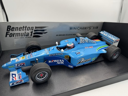 Minichamps 183000111 - minichamps, 1:18