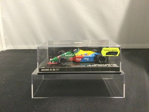 Minichamps 400890219 - 1:43,